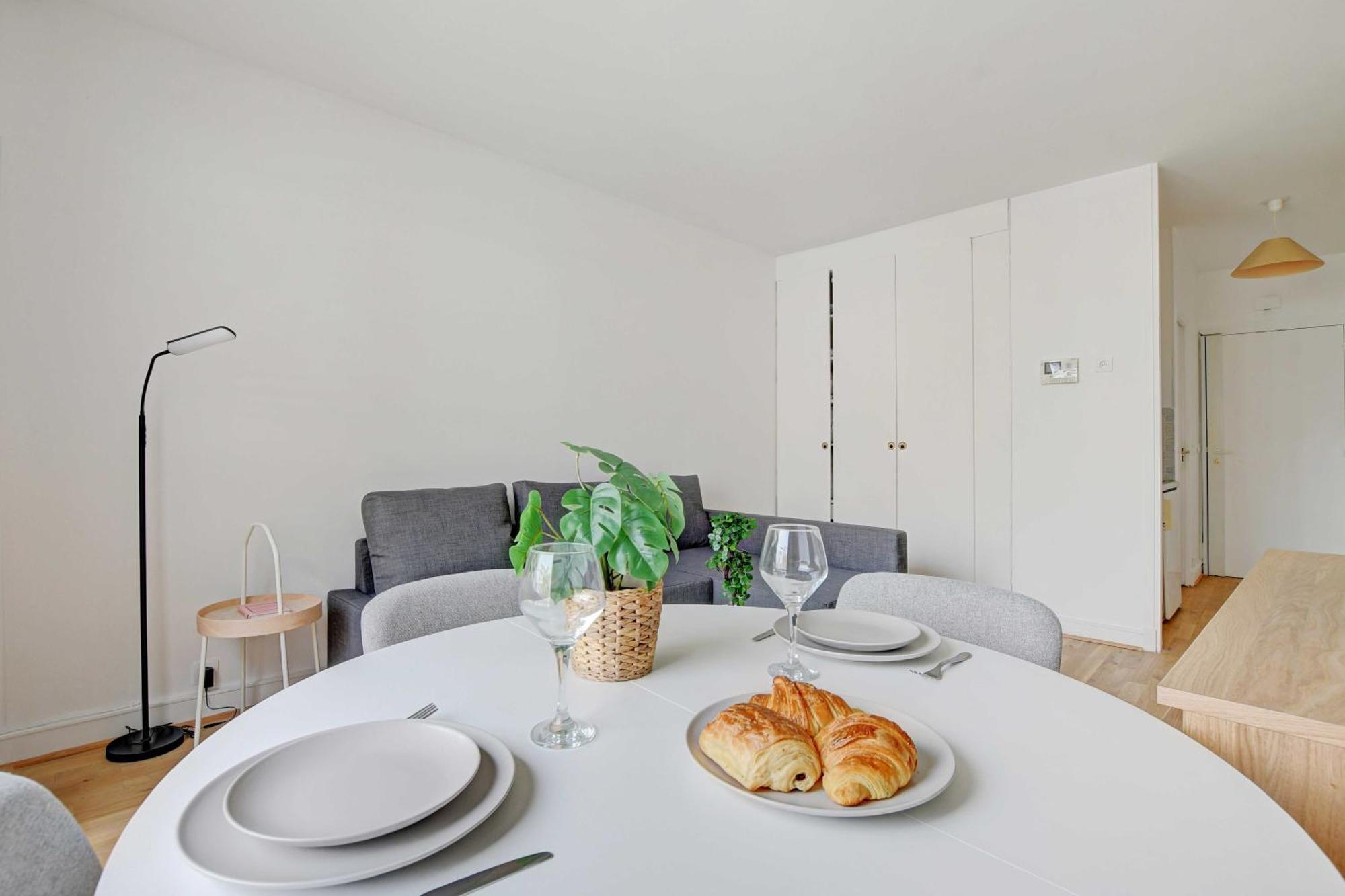 Charming - 2p - Balcony - Saint Honore Parigi